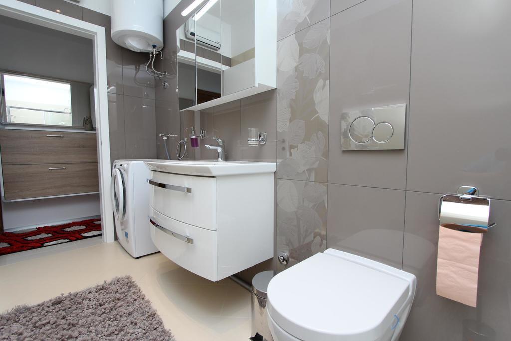 Apartment Edi ロヴィニ エクステリア 写真